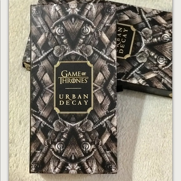 Urban Decay Other - Urban Decay Game of Thrones Eyeshadow Palette BNIB